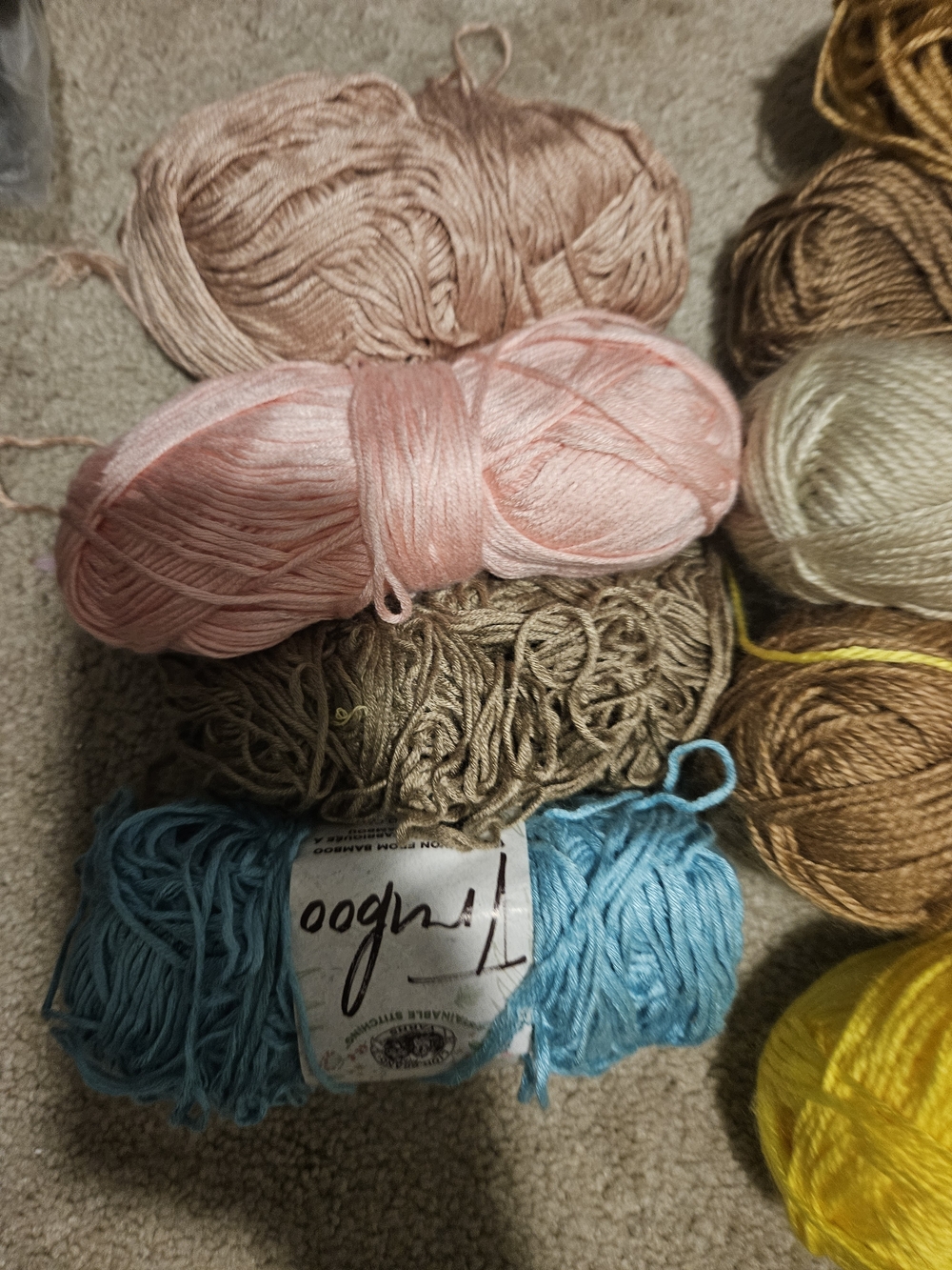 Assorted Yarn Lot in Red, Green, Yellow, White, Brown, Pink & Blue - Picture 3 of 8